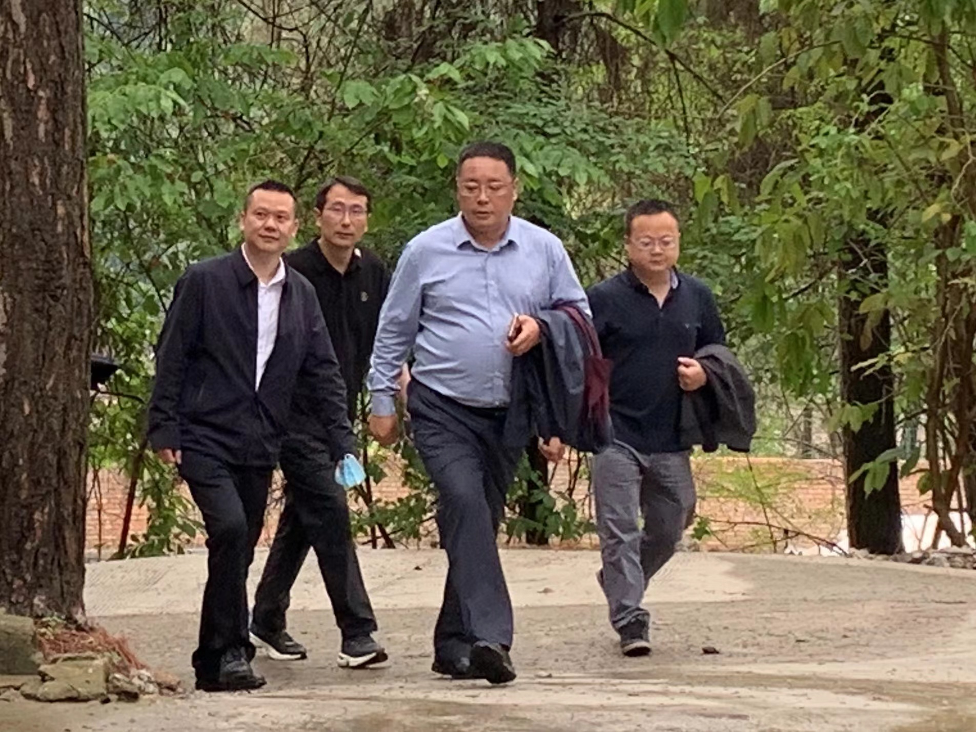 中國人民銀行巴中中支羅洪波副行長一行來我公司調研